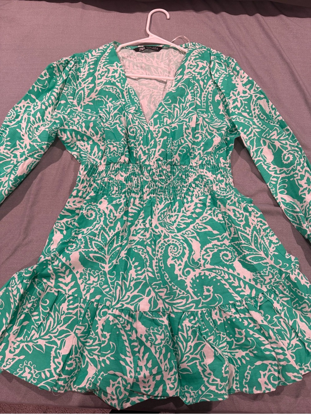 Zara green and White Printed Long-Sleeve V-Neck Dress